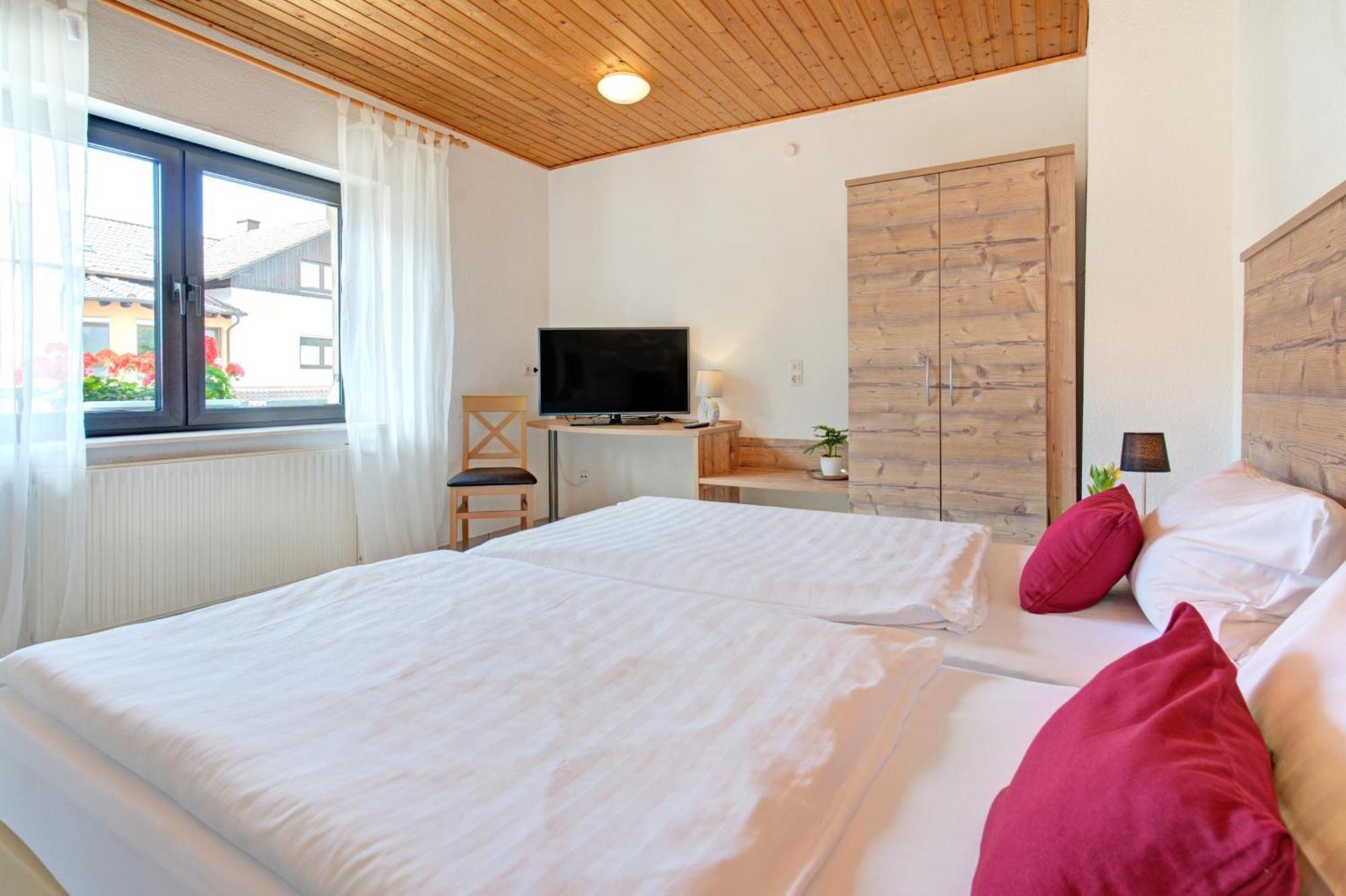 Ferienhaus Storchenblick Bann Buitenkant foto